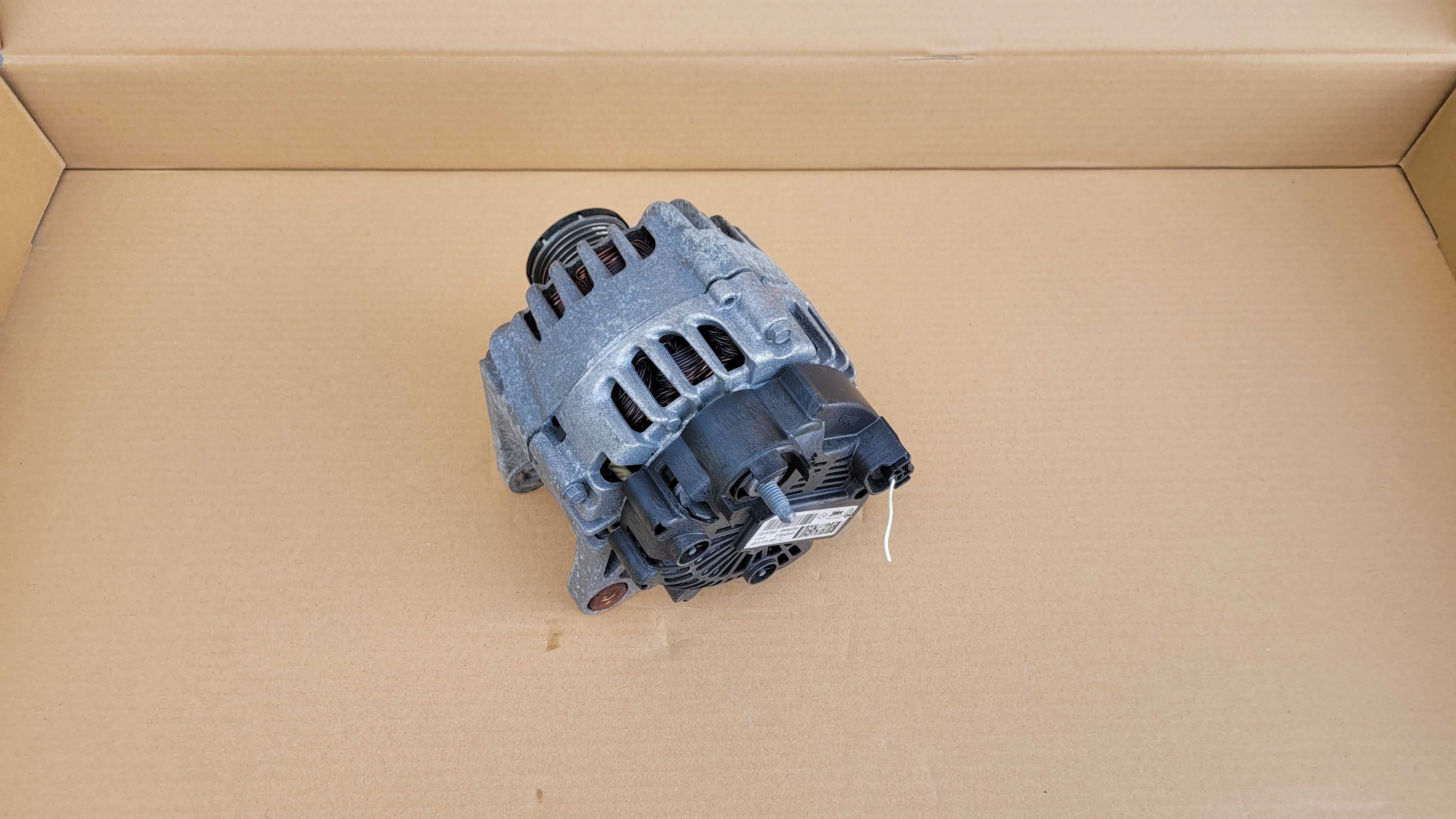 Renault Megane 3 III Scenic alternator 1.6 dci