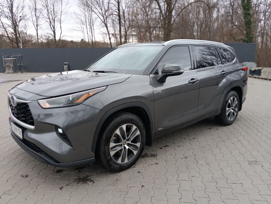 Продам Toyota HIGHLENDER