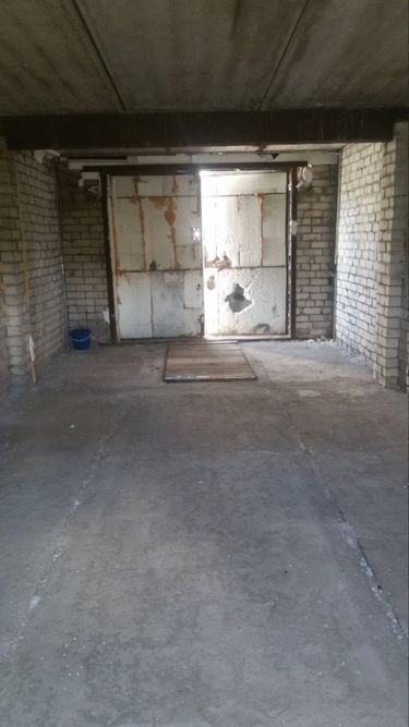 Продам гараж капитальный кирпичный двухэтажный с подвалом