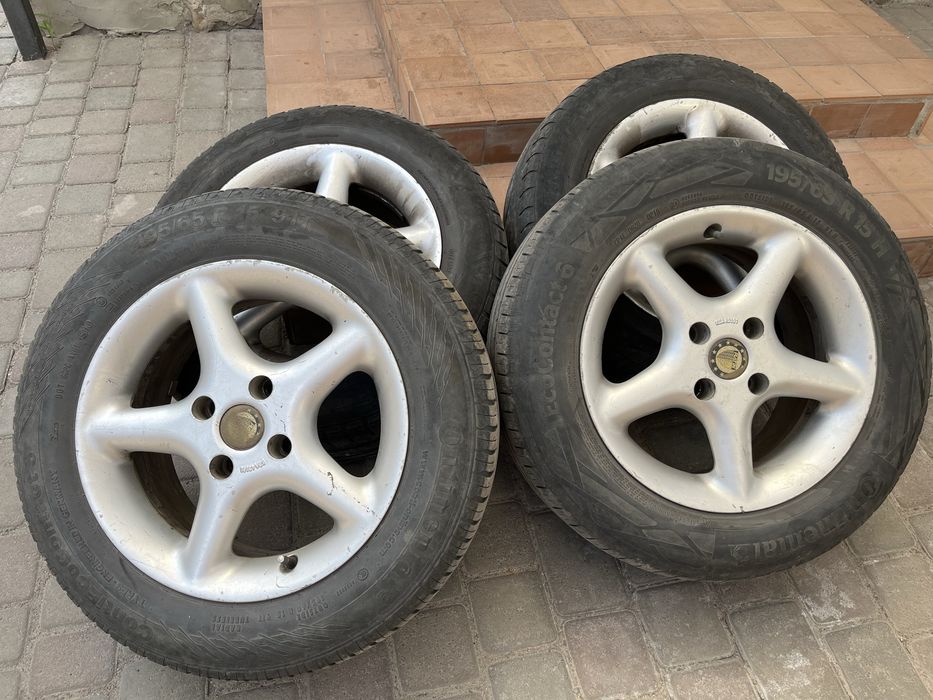 Продам диски на ауді 80