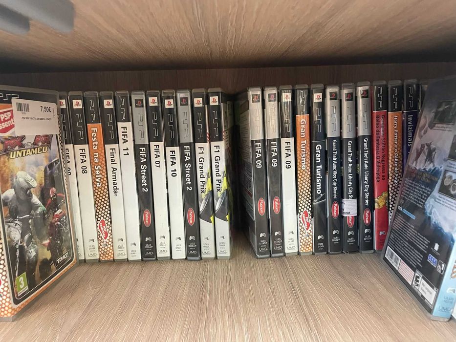 VENDO JOGOS PSP USADOS -SEPARADAMENTE OU PACK COMPLETO