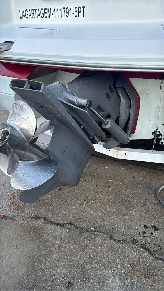 Cobalt 246 V8 5.7