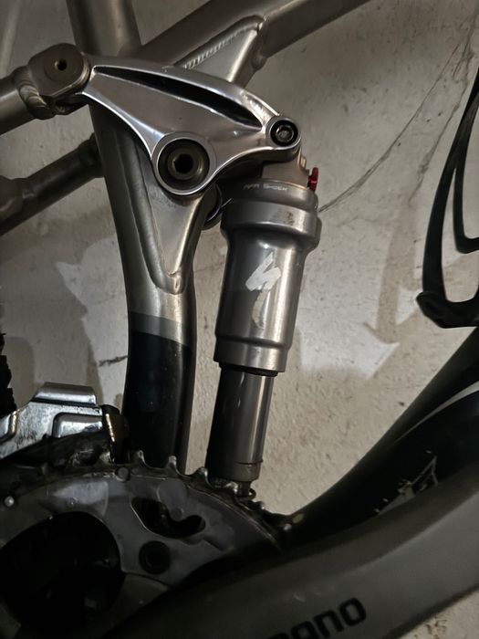 Bicicleta Specialized suspensão total