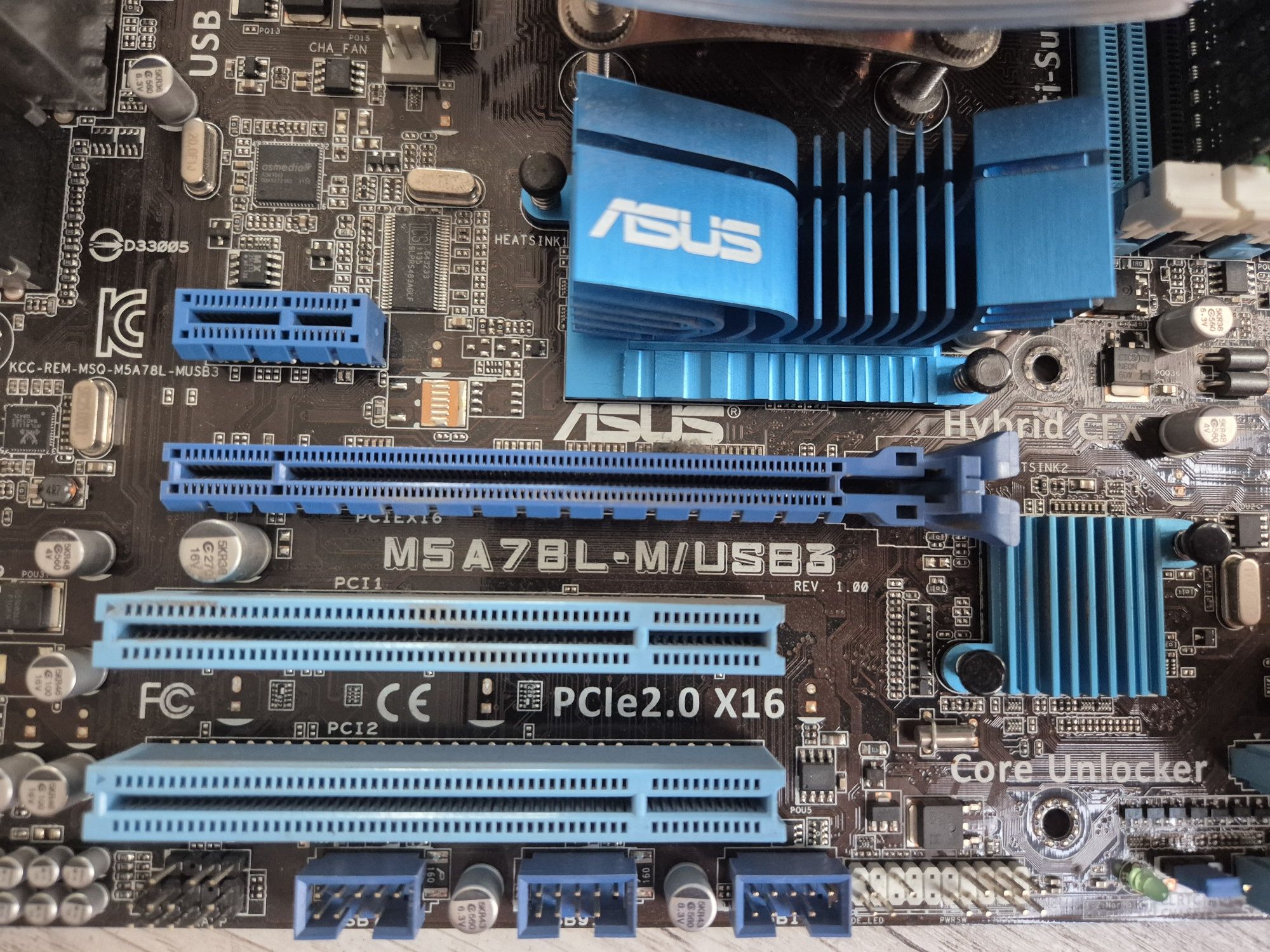 Płyta główna z procesorem i pamięcią AMD 2.8GHz/8GBRAM