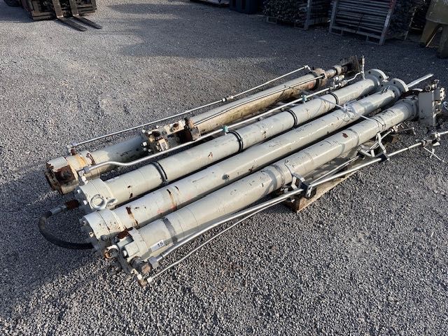 siłownik hydrauliczny do śluzy wodnej L -3250 MAX