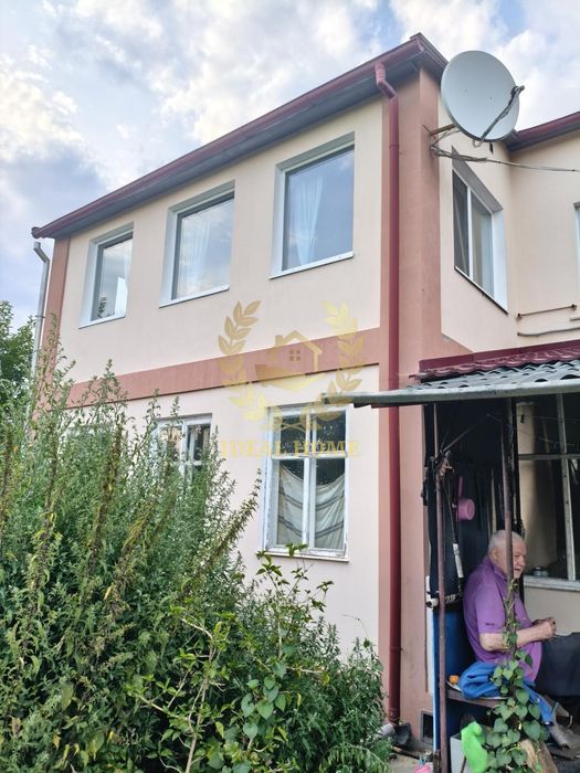 Продаж будинку в Пищиках!