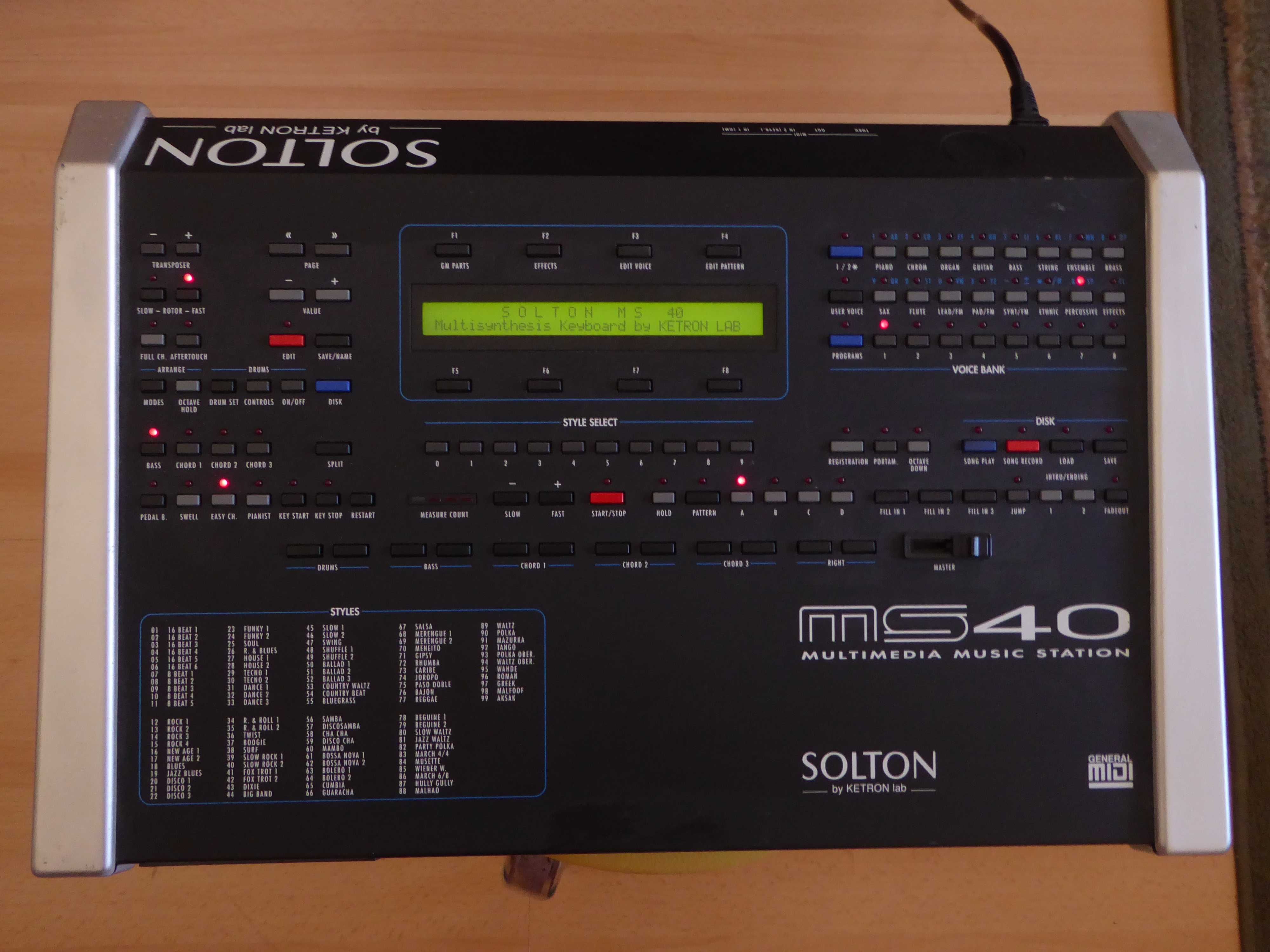 Modul dzwiekowy Solton by Ketron MS 40 + kontroler nozny FS 13.