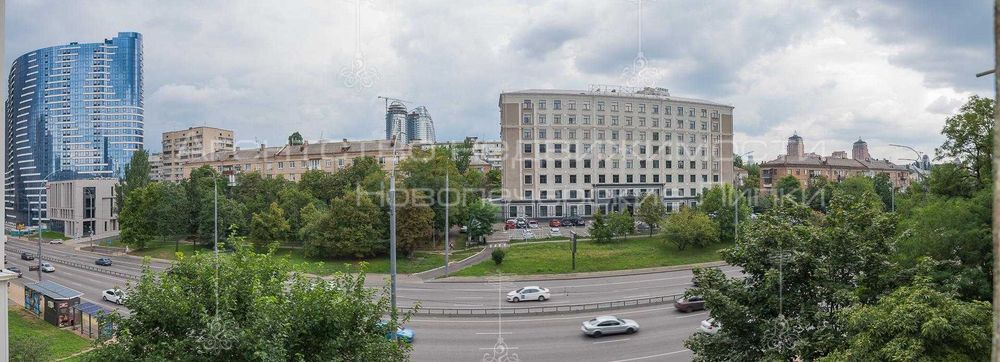 Продаж 2х кімнатної квартири 57м2 бул. Дружби Народів 20 Звіринецька