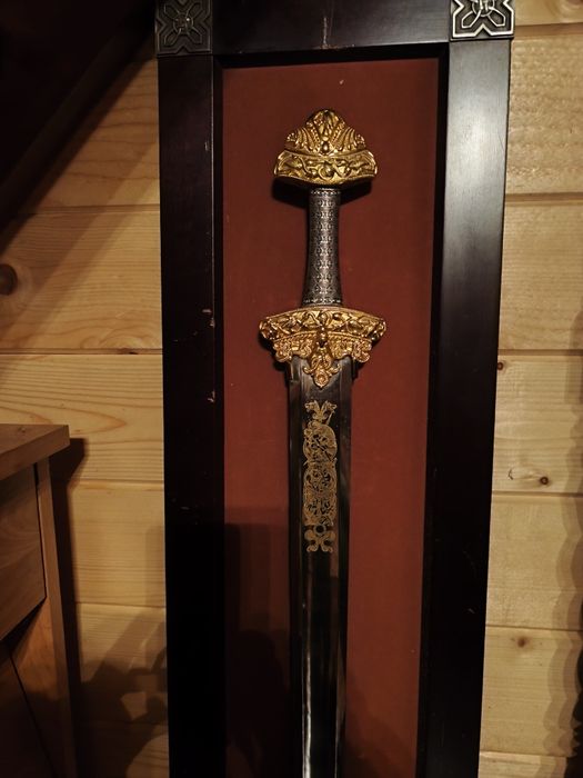 Wspaniały miecz wiking