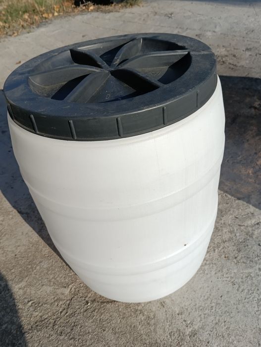 Бак  для воды новый на 30л.