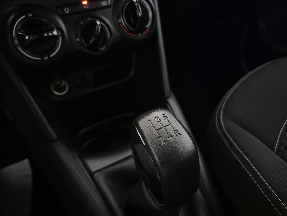 Peugeot 208 - 46.000KM - 2018 | GARANTIA