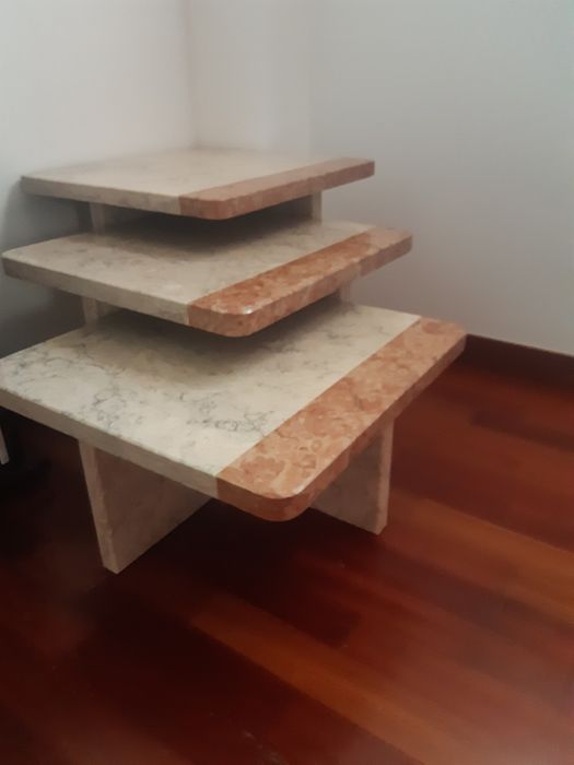 Conjunto de 3 mesas em mármore
