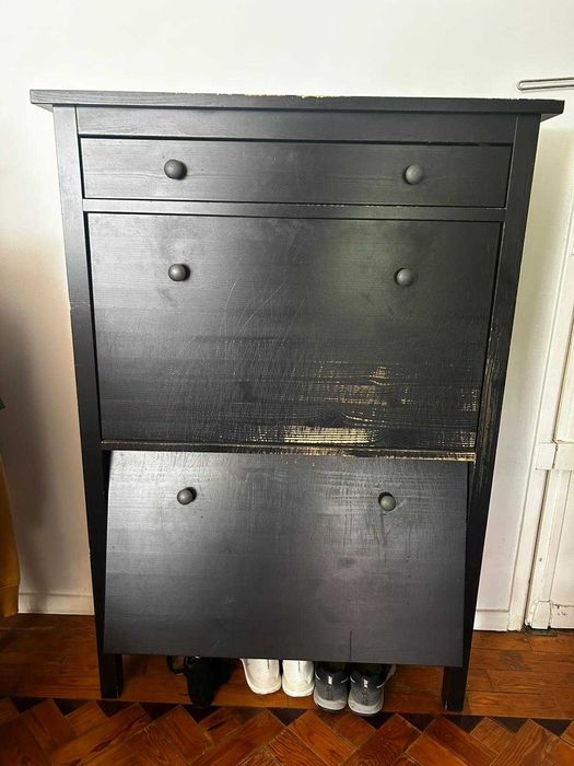 Sapateira IKEA - danos visiveis