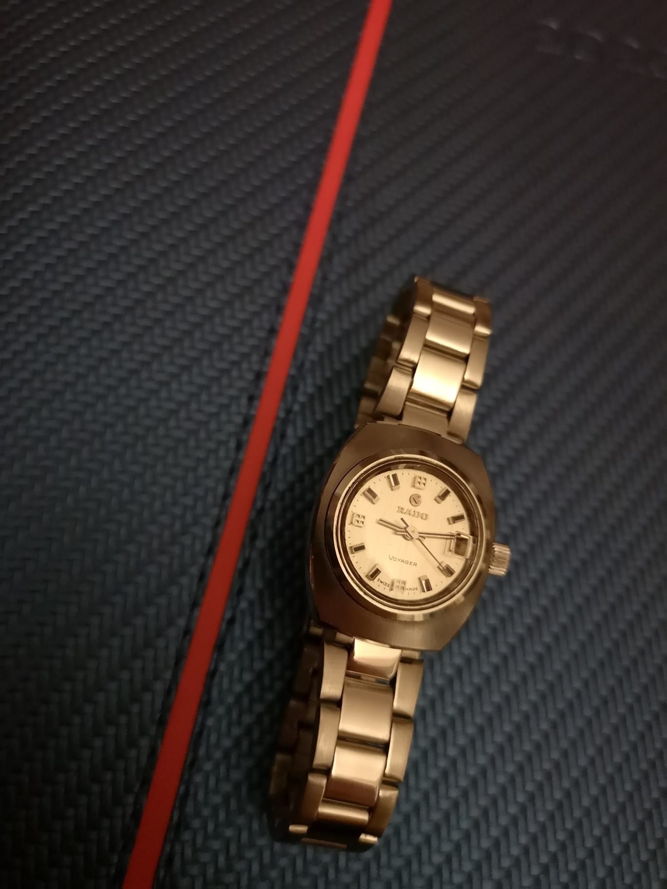 Zegarek damski RADO Voyager Swiss
