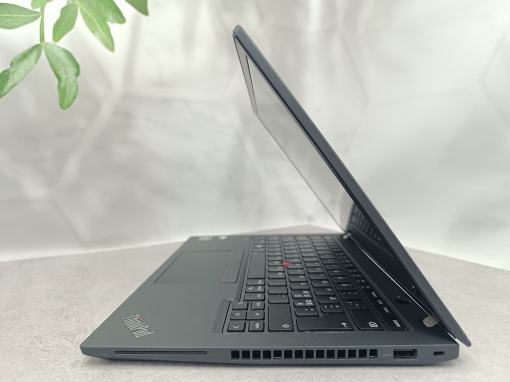 Ноутбук Lenovo ThinkPad T14 Gen 3/Ryzen 5 6650U/16GB/512/14"/6 ядер