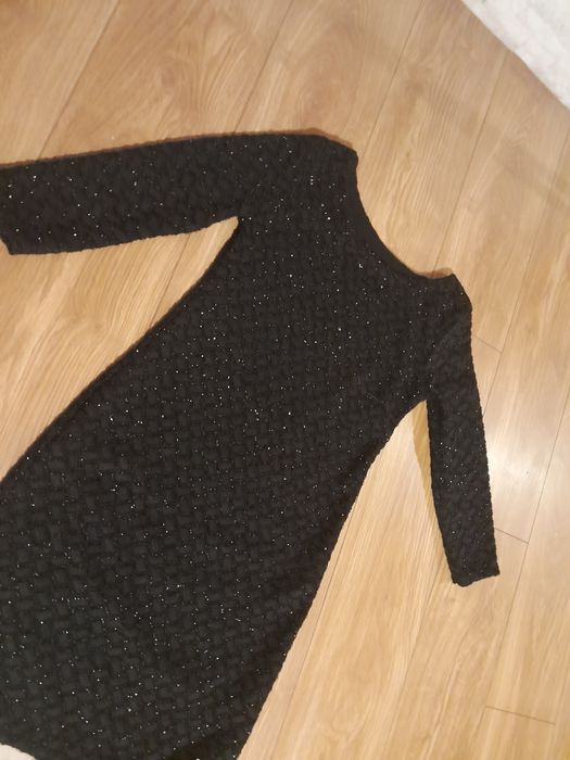 Sylwestrowa sukienka brokatowa