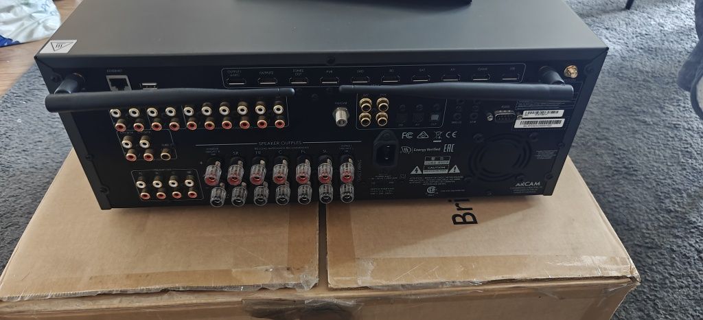 Arcam AVR20 amplituner kina domowego
