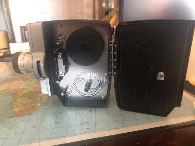 Maquina de filmar vintage, marca Jelco Automatic 8, antiquíssima