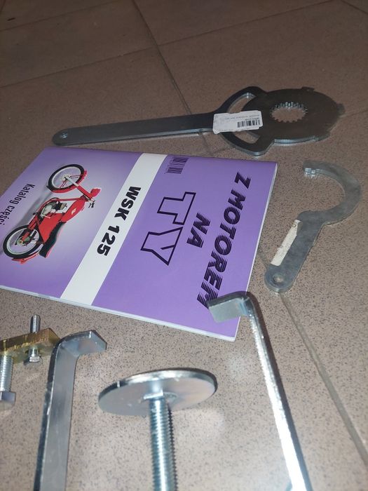 Nowy zestaw ściągacze klucze+katalog czesci instrukcja wsk125