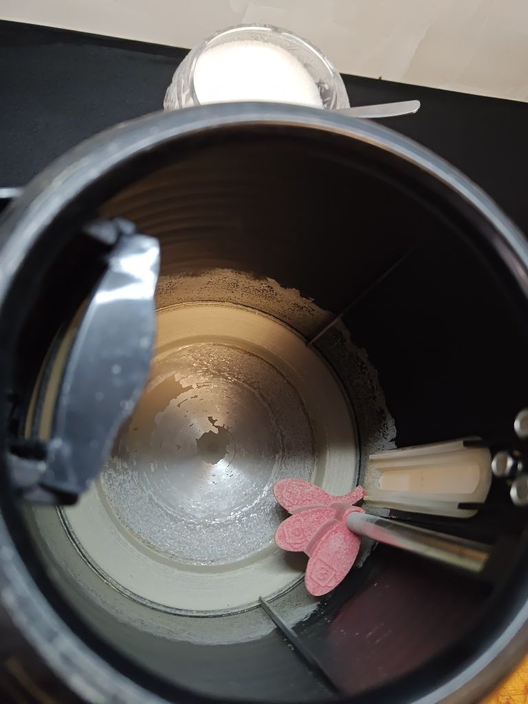 Czajnik elektryczny Russell Hobbs