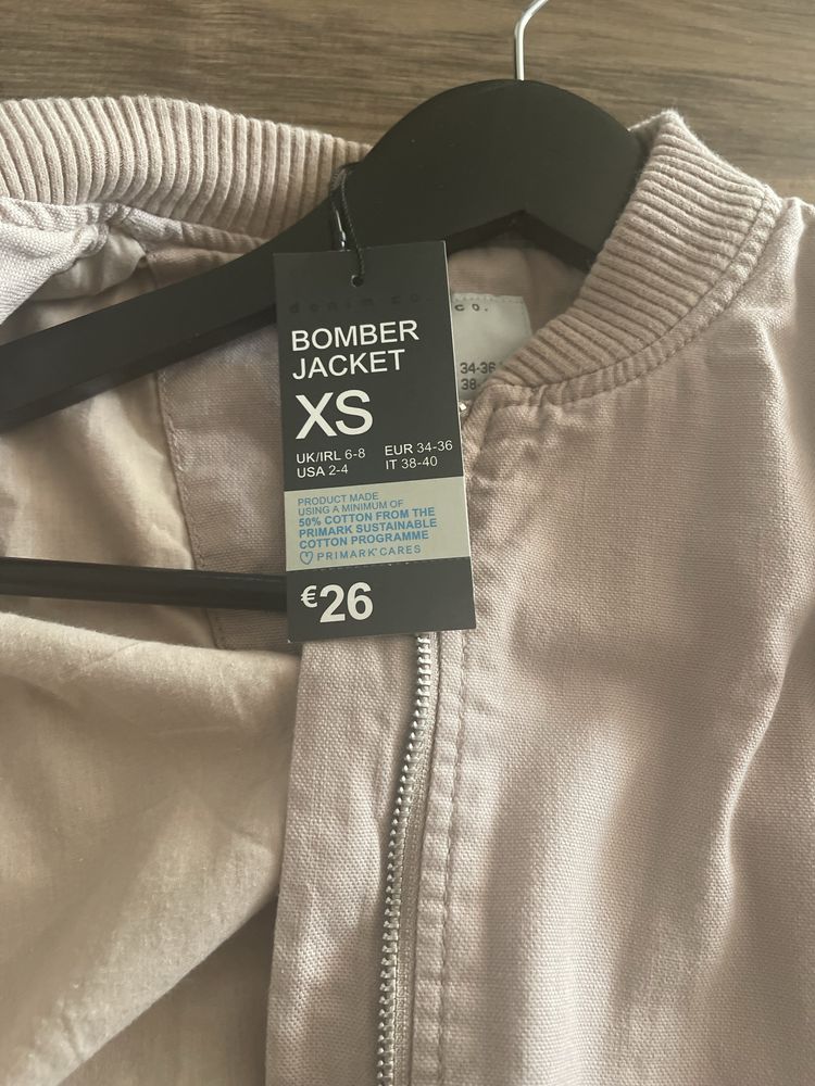 Бомбер жіночий xs-s