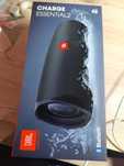 Нова оригінальна портативная акустика  JBL Charge Essential 2