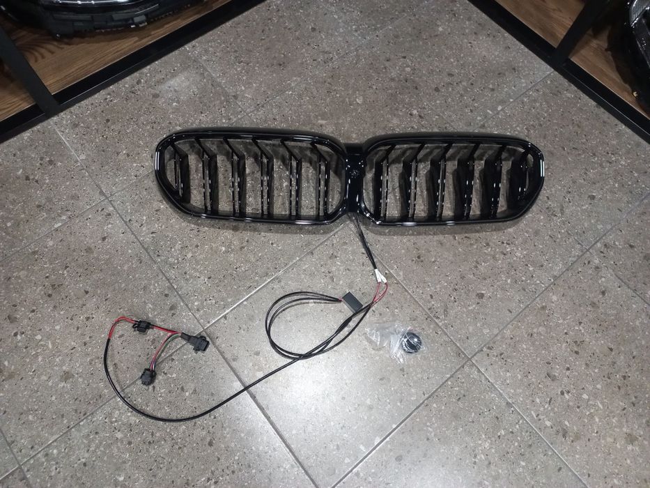 Решітка решетка ноздри Iconic Glow BMW G30  M5 F90 з LED підсвідкою