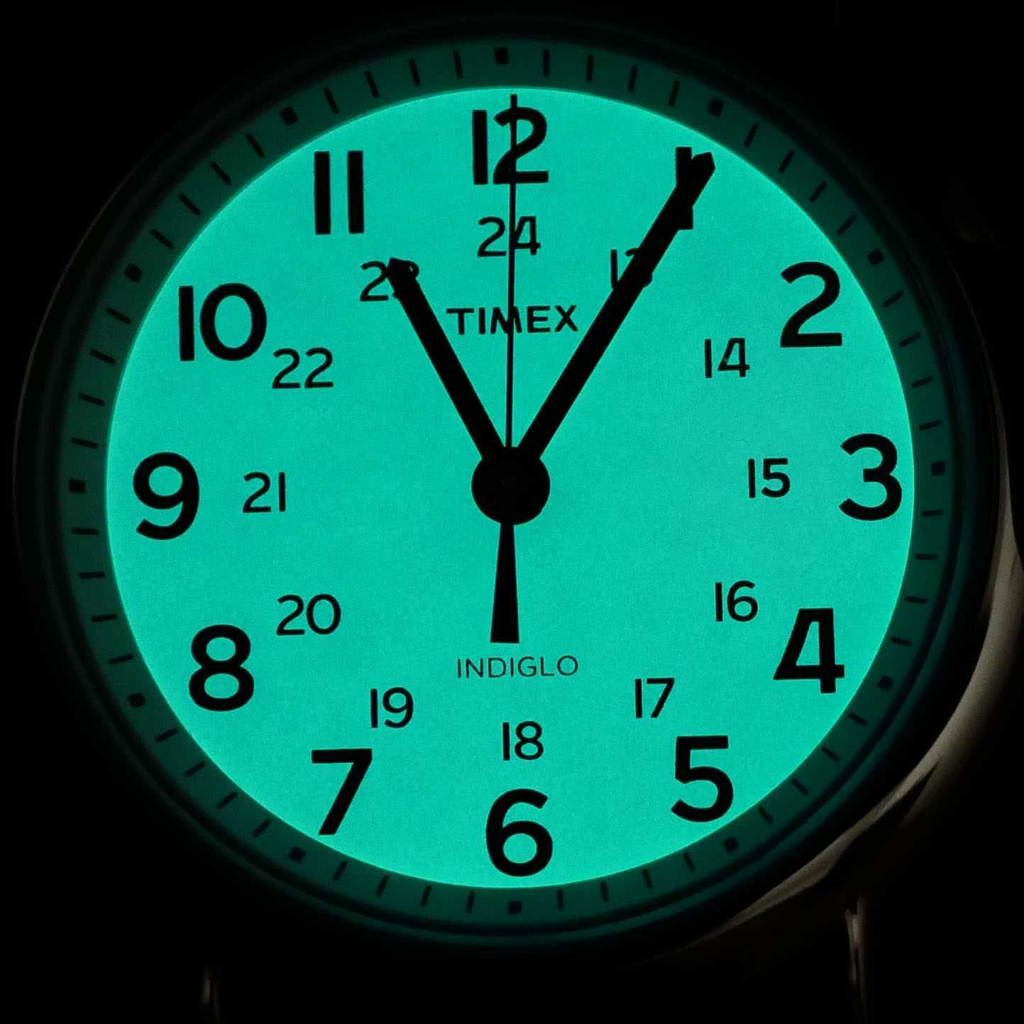 Timex T2N654 Weekender Ø38мм с синим нейлоновым ремешком