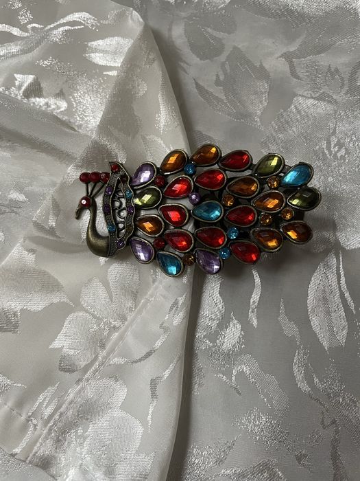 Заколка для волос, одежды