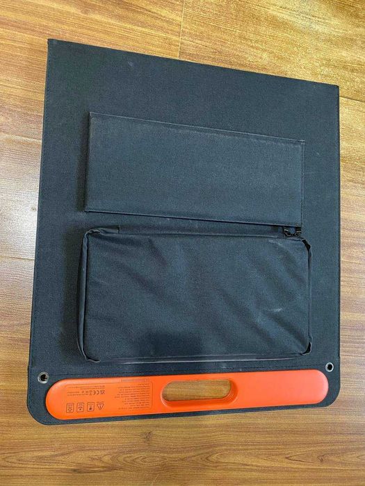 Сонячна батарея Jackery Solarsaga 100W