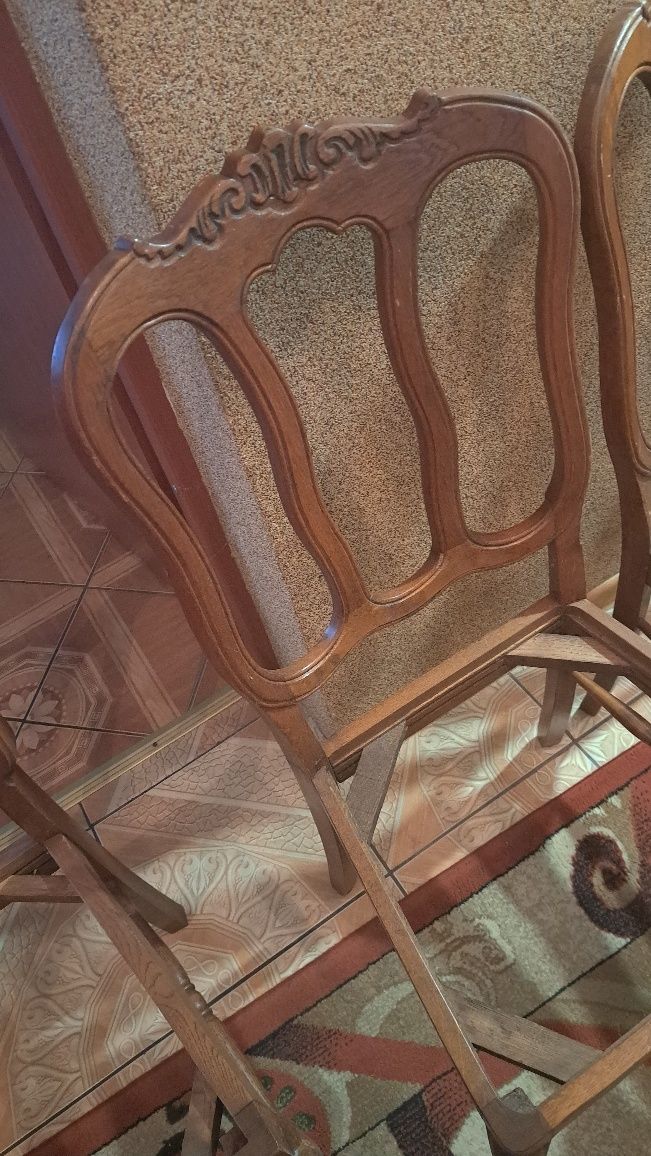 Krzesła Ludwiki do renowacji