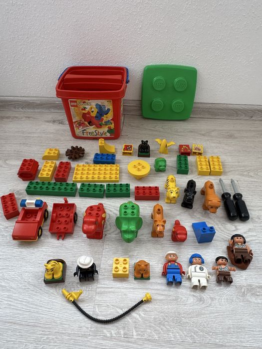 Терміново Деталі Lego Duplo + фігурки та машинки