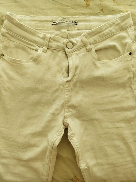 Calça ganga branca Lefties