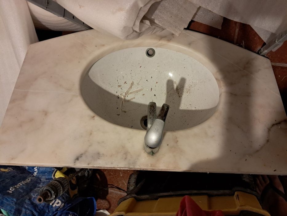 Lavatórios em pedra marmore pura