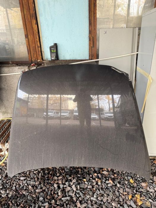 Продам капот тоурег 2008 года