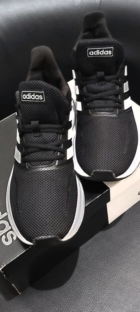 Tenis "Adidas Runfalcon"