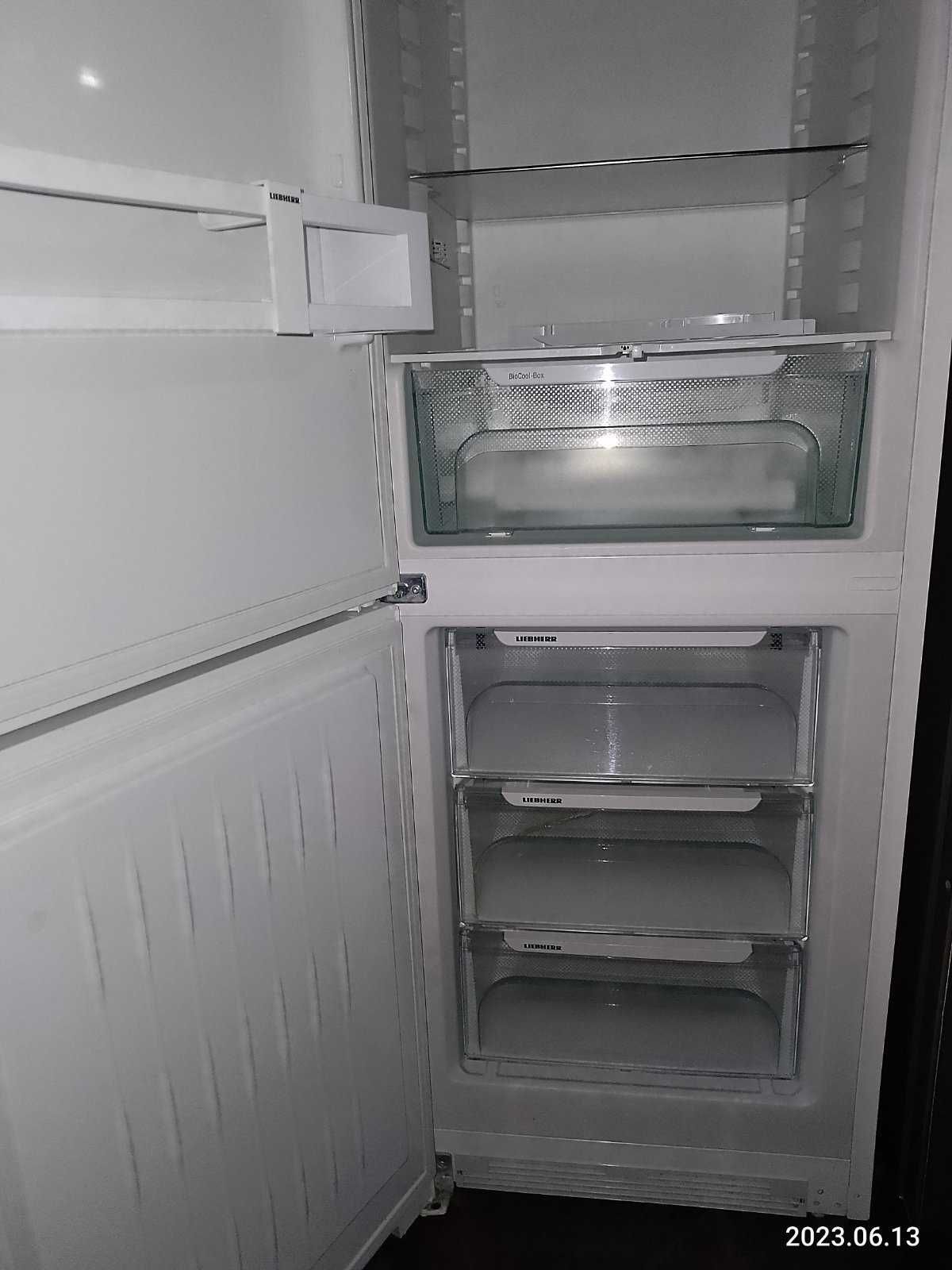 Двухкамерный холодильник Liebherr CP 4815, белый, А+++ андроид