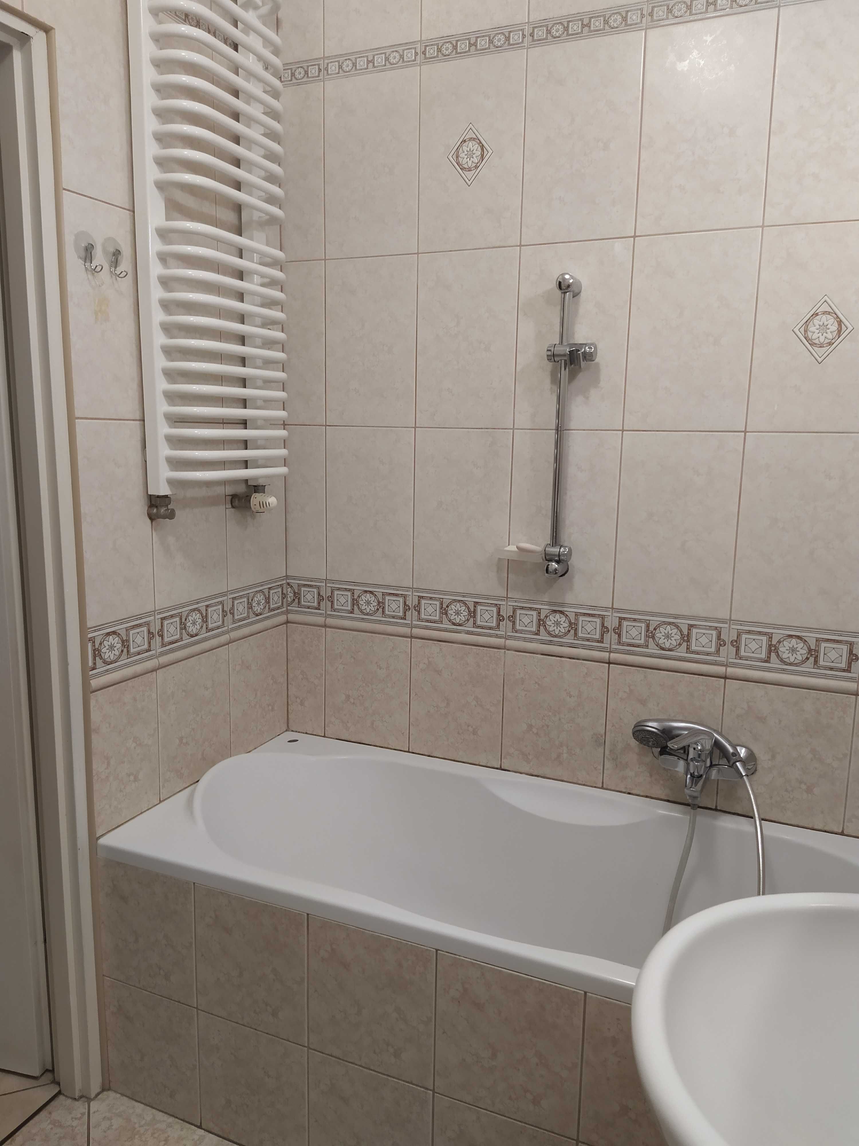 Przestronny apartament na Mokotowie z  balkonem i garażem bezpośrednio