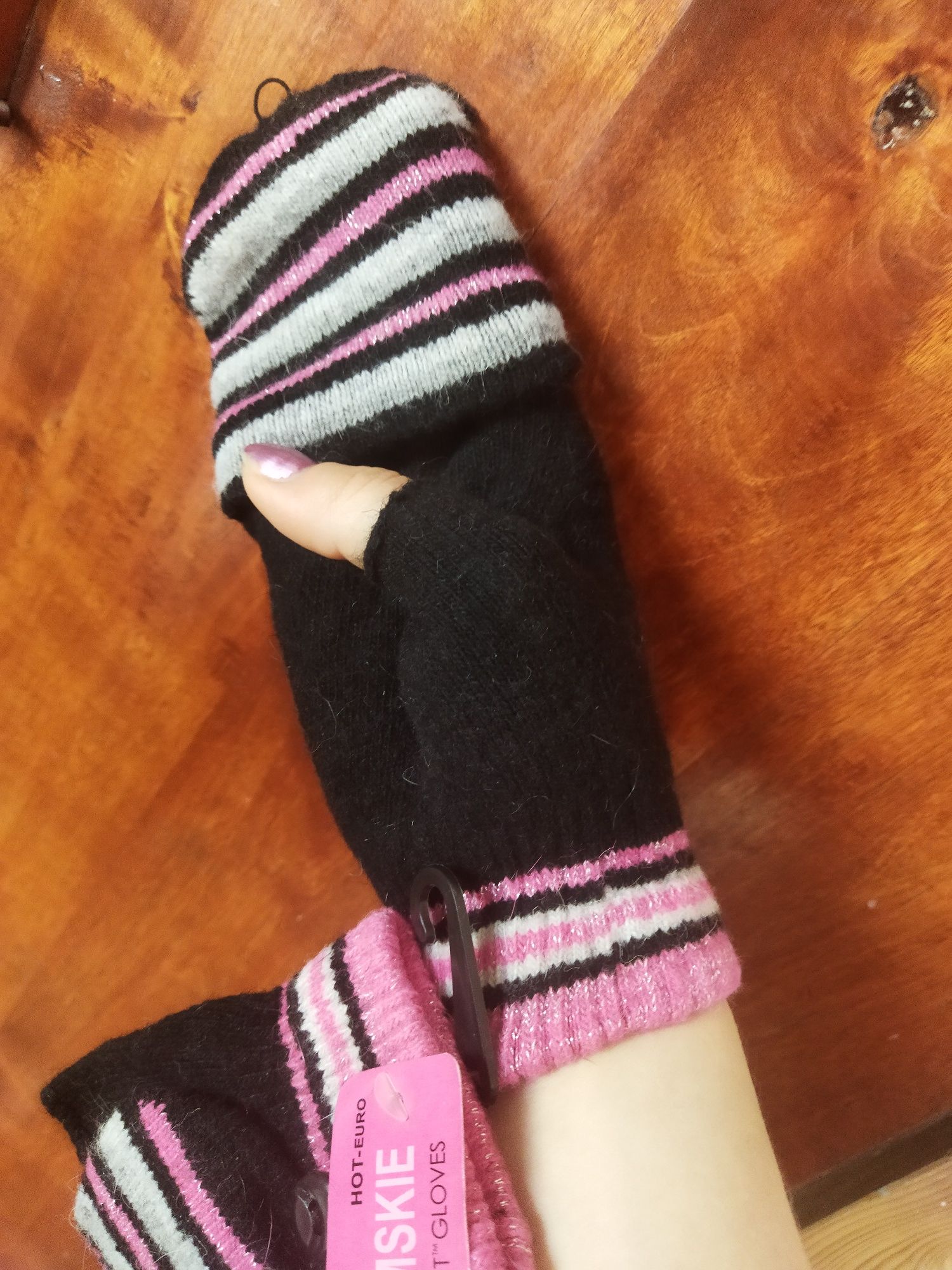 Nowe pomysłowe rękawiczki damskie do smartfona bez palców różowe czar