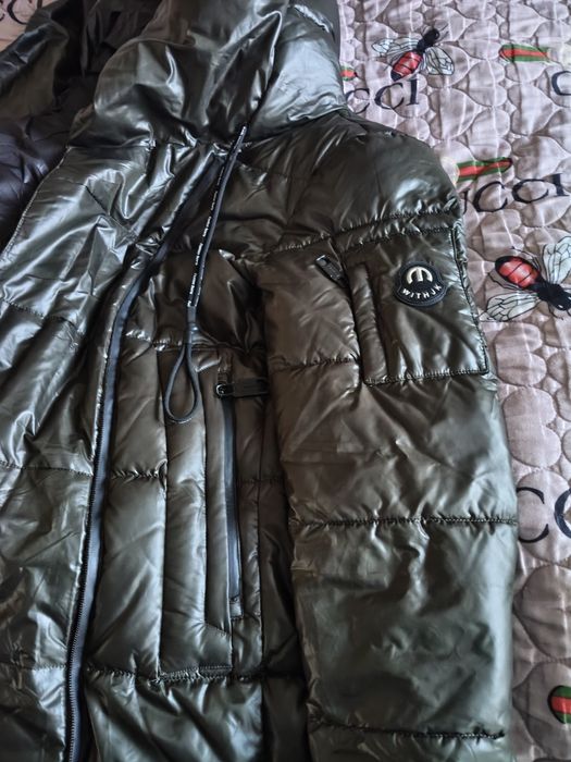 Зимова жіноча куртка пальто