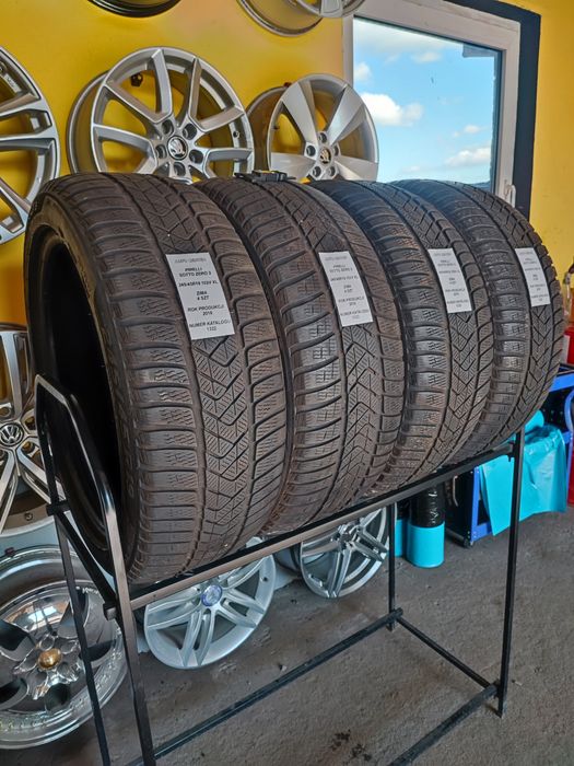 Opony zimowe 245/45R19 102V XL Pirelli SottoZero 3 | komplet