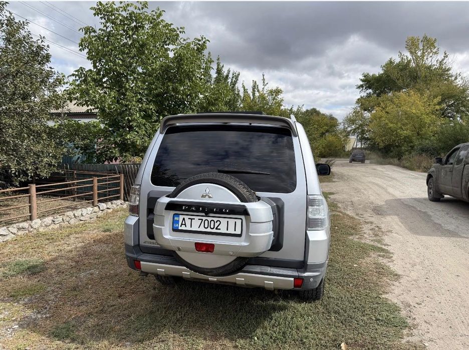 Mitsubishi Pajero Wagon