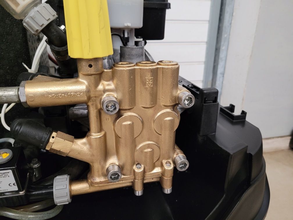 Myjka Ciśnieniowa Karcher HDS - E 8/16-4M * Elektryczna * 2014 rok *