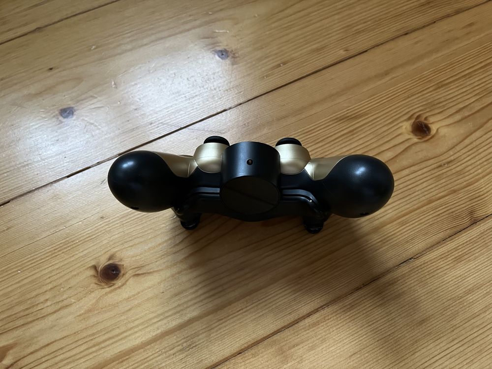 Sony DualShock 4 V2 Złoty + Back Button Attachment