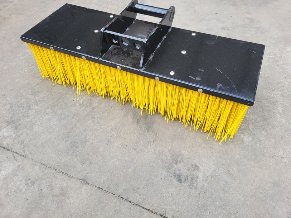 Szczotka zamiatarka do koparki minikoparki  jcb cat Kubota yanmar bob