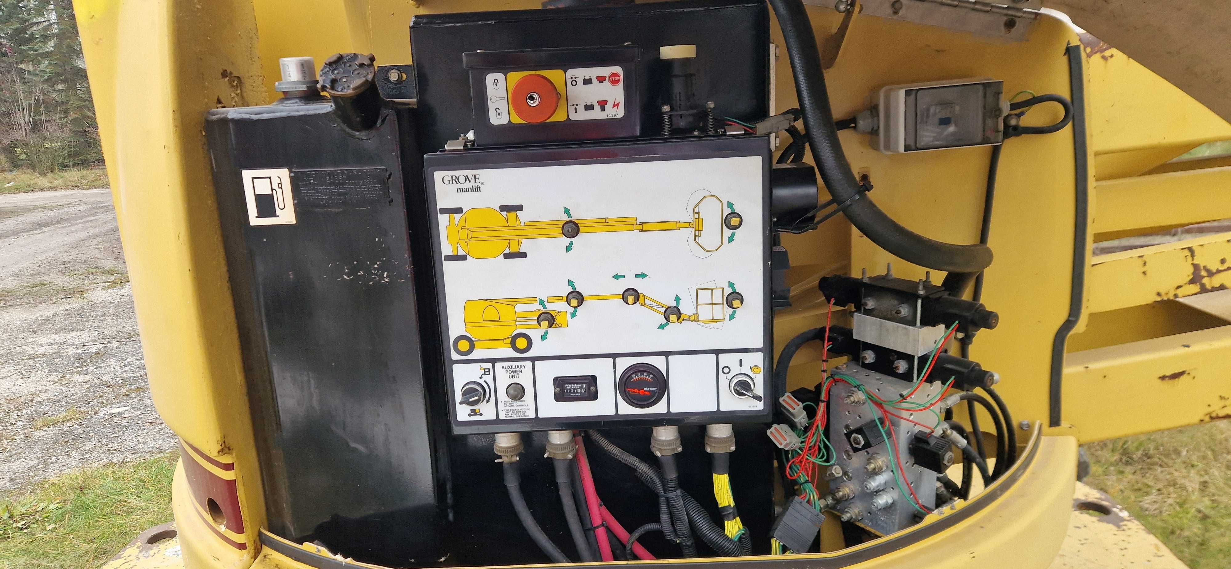 Grove AMZ51XT zwyżka podnośnik koszowy silnik deutz f4l1011