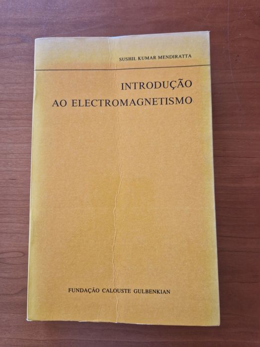 Livro didático "Introdução ao Eletromagnetismo", Sushil Mendiratta