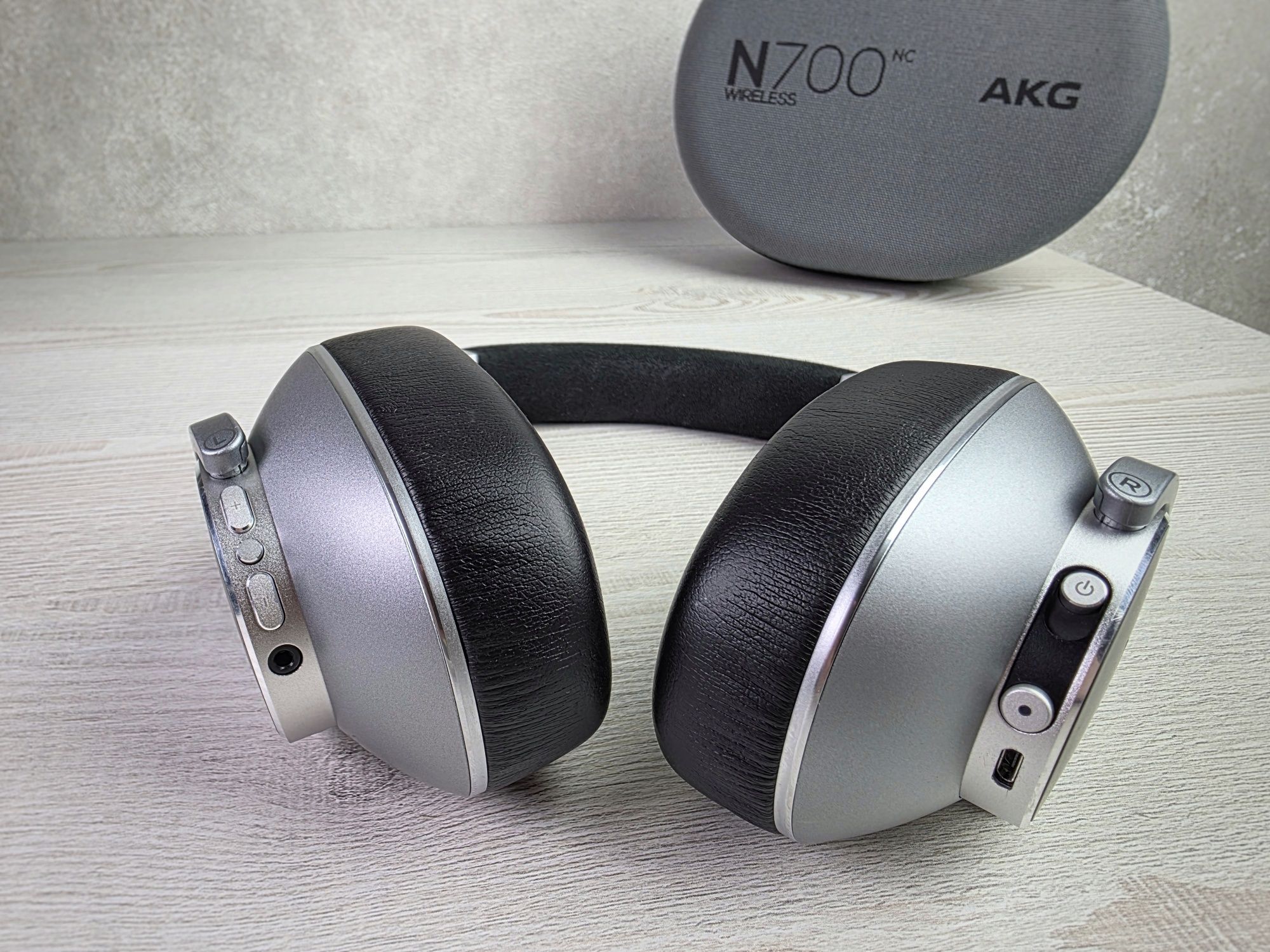Бездротові навушники AKG N700NC Wireless ANC Silver • ГАРНИЙ СТАН!