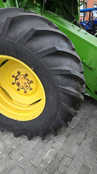 Комбайн ДжонДир952 JohnDeere952