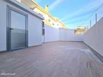 Andar Moradia c/ terraço em Espinho